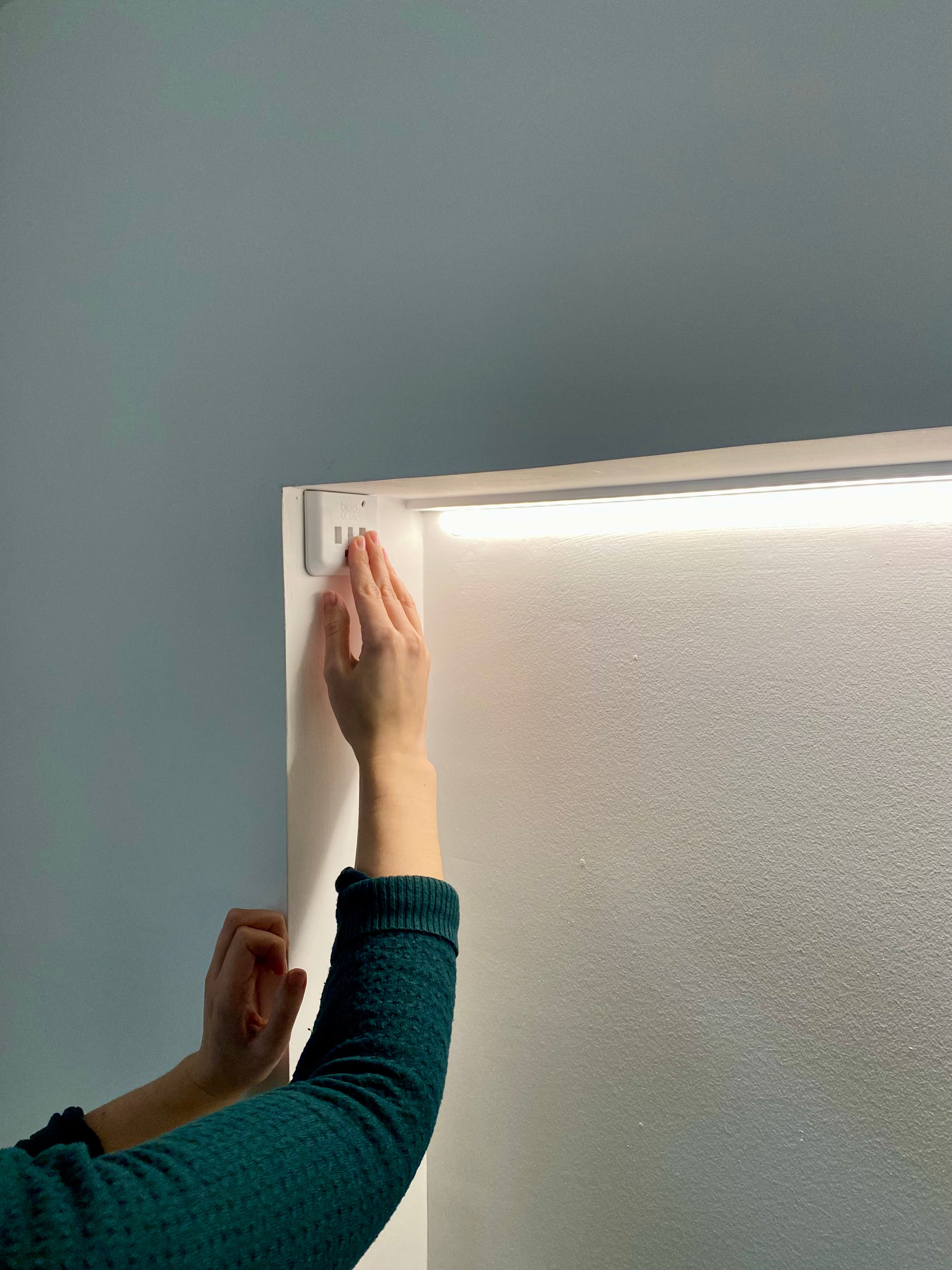 measured electric roller blind